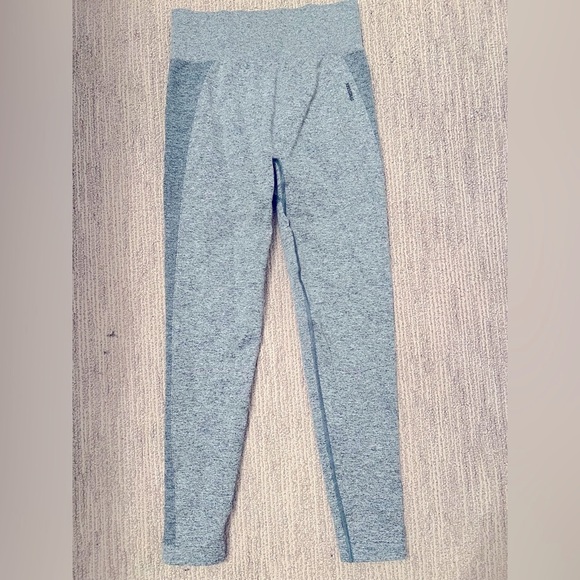 Gymshark compression heathered Green Leggings with Form-Fitting Design - Picture 2 of 6